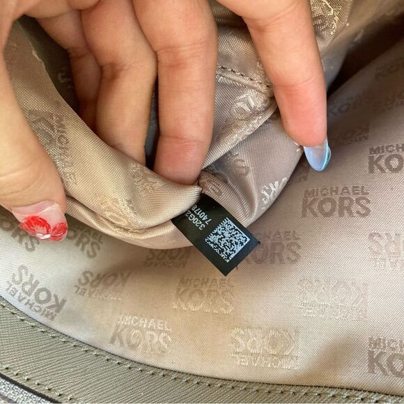 MICHAEL KORS Tan Grey Leather Perforated Pocket Jet Set Tote - Picture 10 of 10